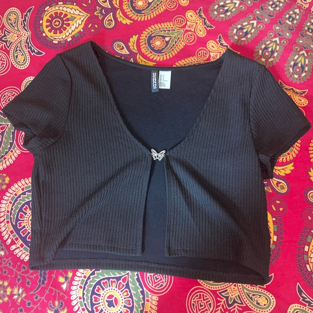 Butterfly Crop Top 🩷✨ Sz M
